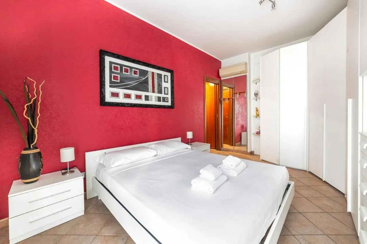 Martesana Flat With Balcony - M1 Gorla And Turro Apartment Milan Italy